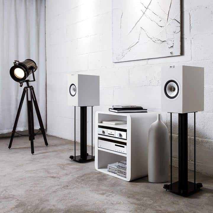 KEF Uni-Q® Mid-Sized Bookshelf Speakers Colour Satin White (Q350)