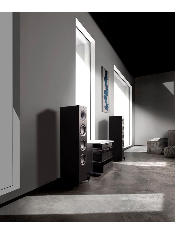 KEF Uni-Q® Haut-Parleurs Colonnes / Tours + Basses à Long Débattement Couleur Satin Noir (Q950) Demo