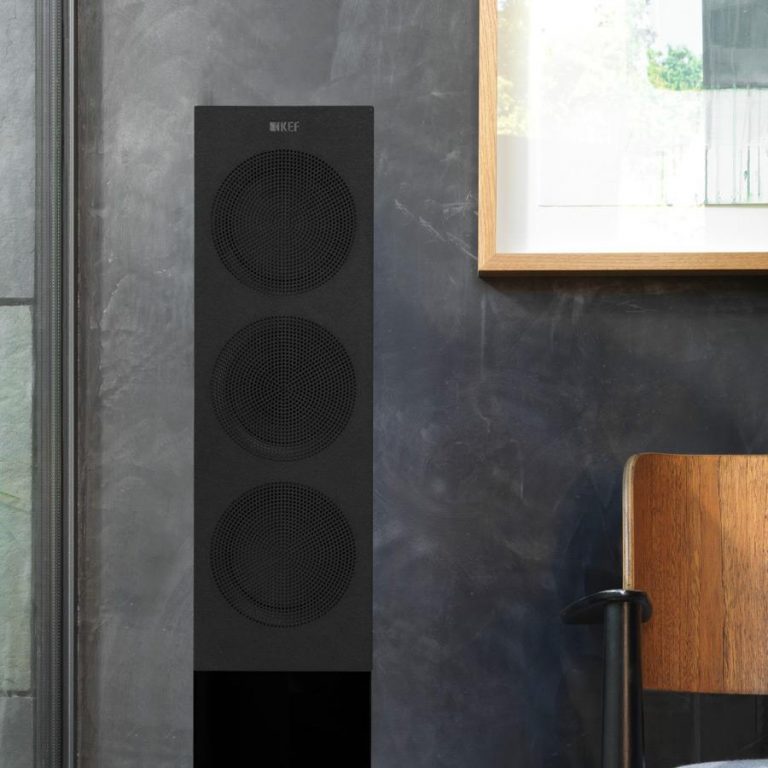 KEF Uni-Q® Haut-Parleurs Colonnes / Tours Couleur Noir Brillant (R5)(VENTE FINALE)