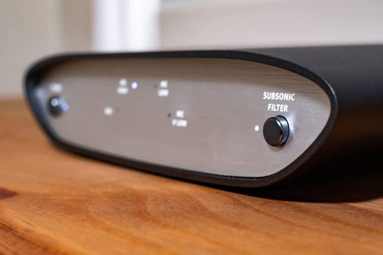 iFi - Zen Phono: MM/MC Phono Preamplifier Phono Preamps