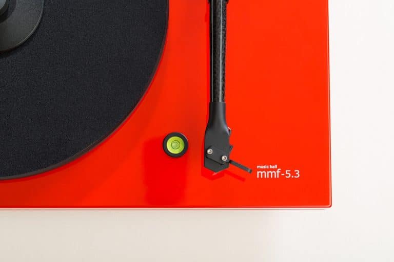 Music Hall MMF 5.3le Platine Vinyle avec Cartouche Ortofon 2M Bleue Prémontée Rouge