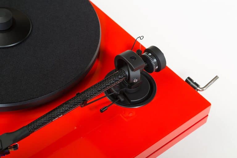 Music Hall MMF 5.3le Platine Vinyle avec Cartouche Ortofon 2M Bleue Prémontée Rouge
