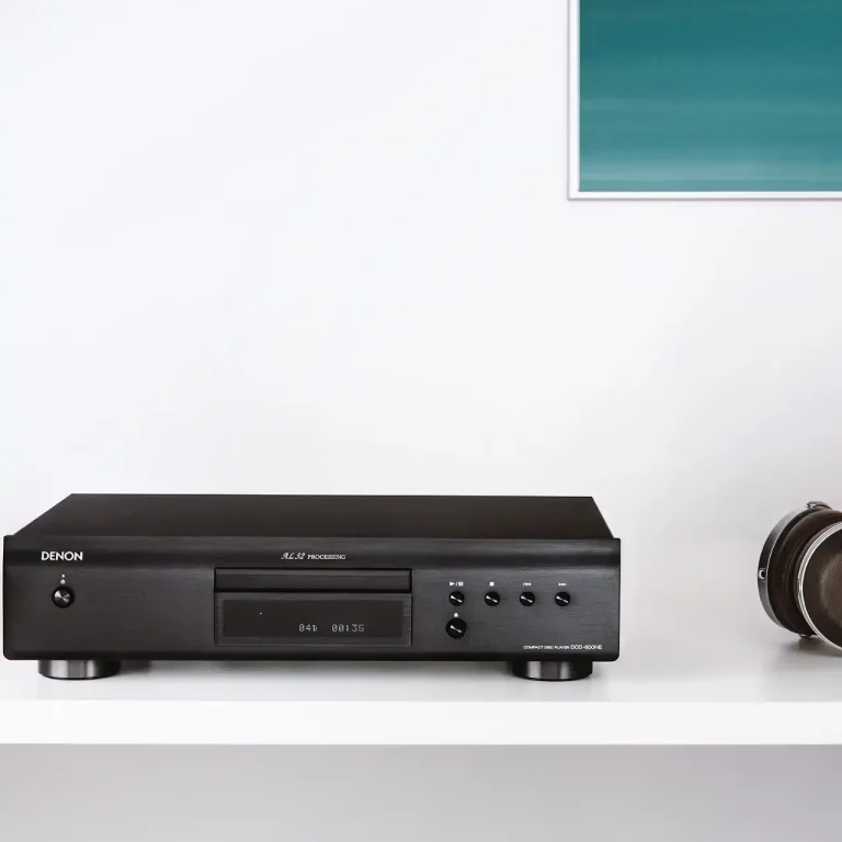 DENON CD Player w/ AL32 Processing (DCD-600NE)