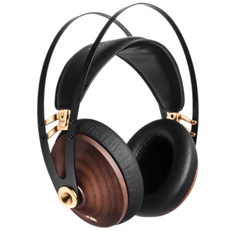 MEZE Casque Filaire Supra-Auriculaire en Bois Véritable Couleur Noyer / Finition Dorée (99 CLASSICS)