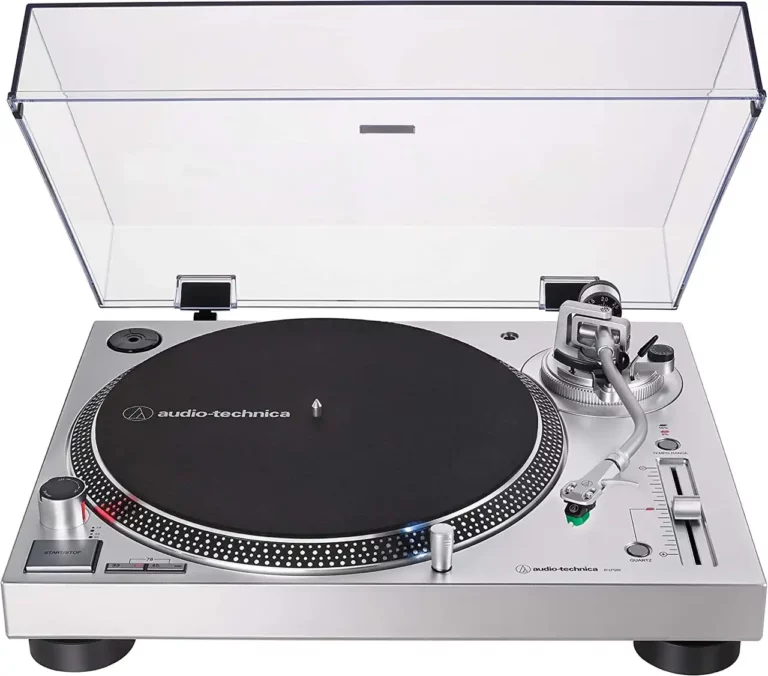 Audio-Technica lance deux nouvelles platines vinyles boisées - Les  Numériques