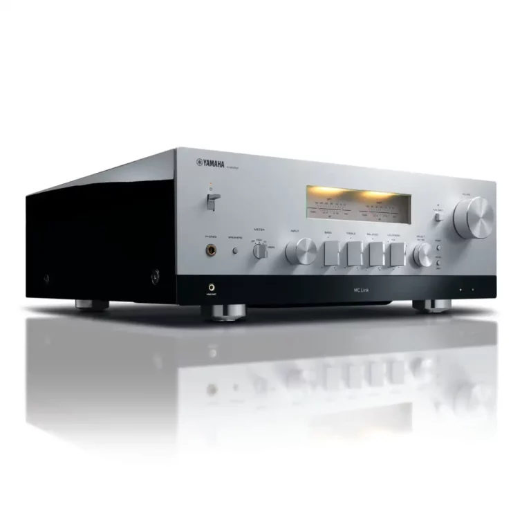 Yamaha R-N2000A Network Receiver – Silver