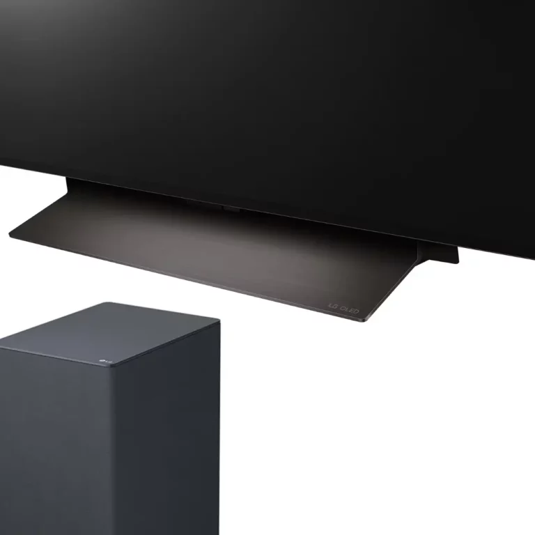 LG 65 po C4 Téléviseur Intelligent And LG SC9S Barre de Son (65C4.SC9S)